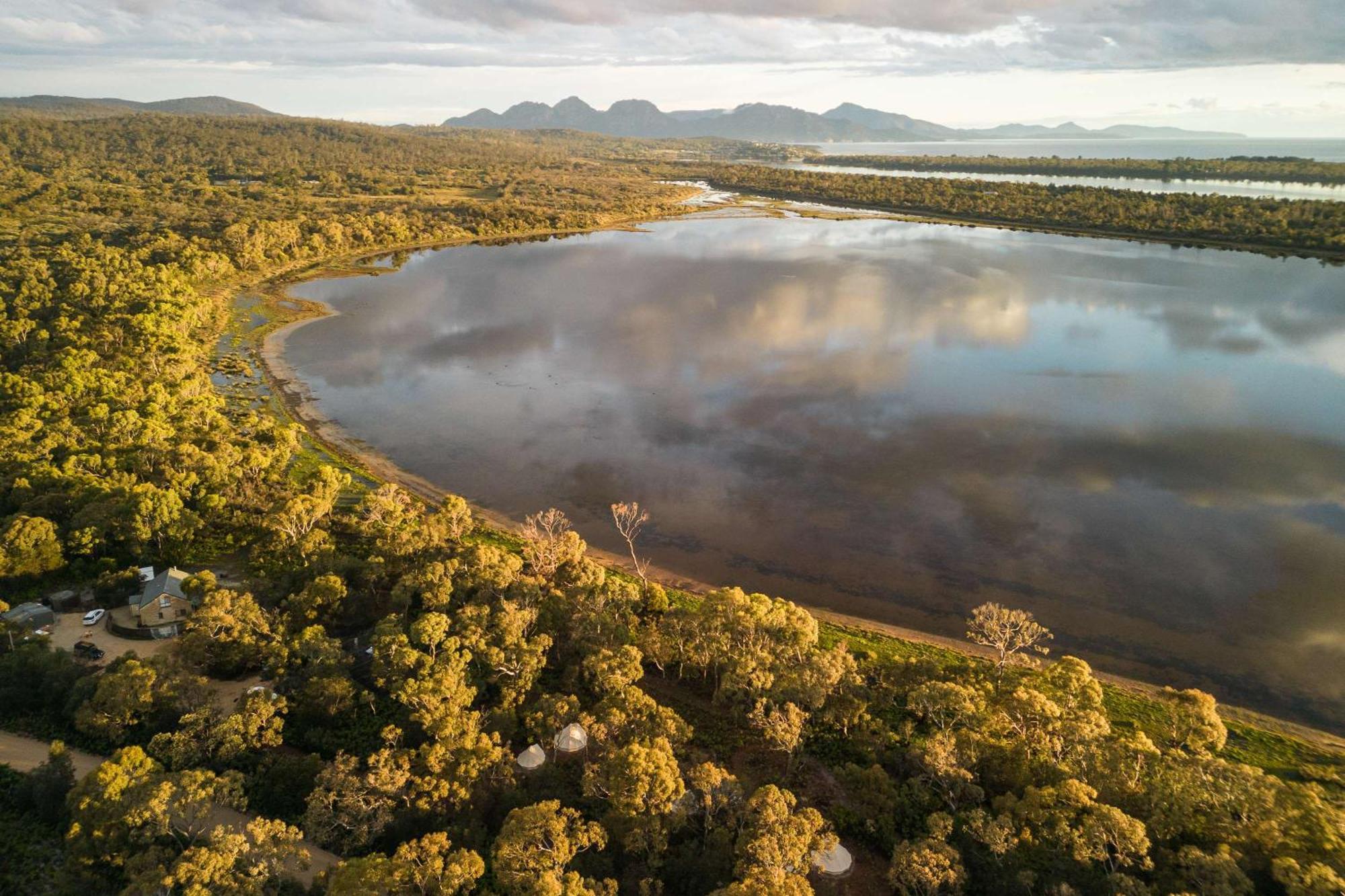 Numie - Freycinet Peninsula - Glamping - Heated - Waterfront Hotel Coles Bay Buitenkant foto